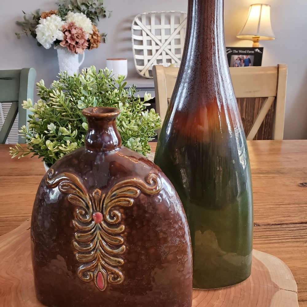 Pair of vases